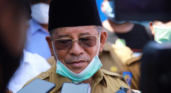 GUBERNUR Maluku Utara Abdul Gani Kasuba