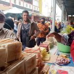CALON Wali Ternate MHB saat blusukan ke Pasar Barito, Kamis (1/10/2020) pagi tadi