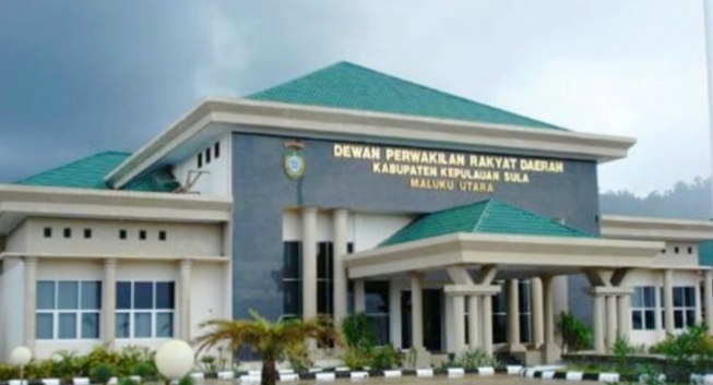 KANTOR DPRD Kabupaten Kepulauan Sula