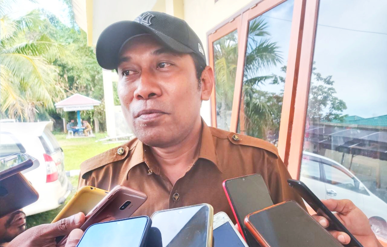 Plt Kepala Dinas PUPR Samsul Soamole