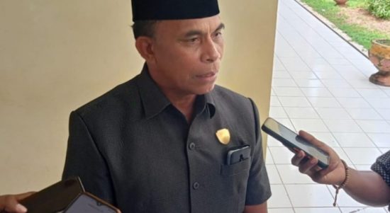 ANGGOTA Komisi III DPRD Kabupaten Kepulauan Sula, Kadir Sapsuha