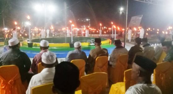 SUASANA festival ela-ela antar dusun di Taliabu, yang dipusatkan di taman Kota Bobong, kabupaten Pulau Taliabu, Sabtu (30/4/2022). 