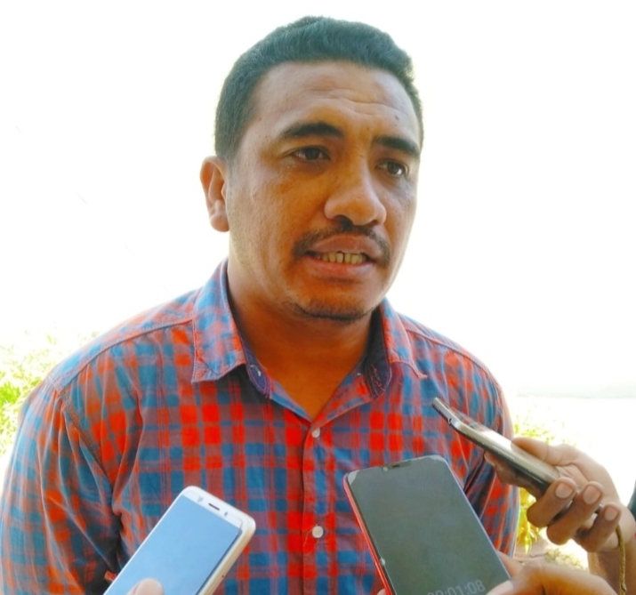 KETUA Komisi III DPRD Kepulauan Sula, M. Natsir Sangadji saat diwawancara wartawan Rabu (13/7/2022)