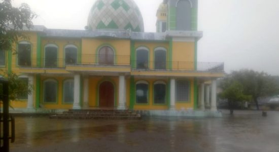 MASJID raya Bobong, Kabupaten Pulau Taliabu