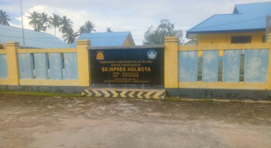 SD Inpres Holbota, Pulau Taliabu