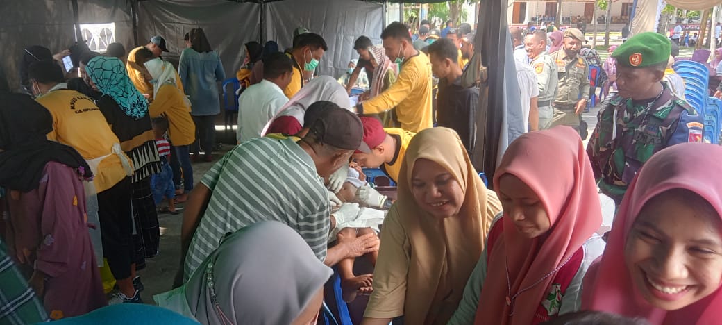 SUASANA pelaksanaan kegiatan sunatan massal di KabupatenKepulauan Sula, Rabu (8/11/2022)