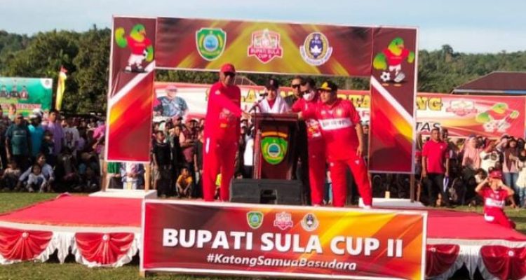 BOLA kaki bupati cup II Resmi Dihelat