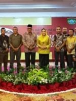 BUPATI Kepsul, FAM pose bersama dengan peserta bimtek SIPD di Jakarta