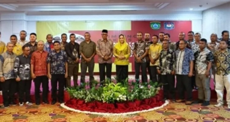 BUPATI Kepsul, FAM pose bersama dengan peserta bimtek SIPD di Jakarta