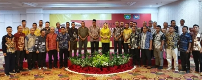 BUPATI Kepsul, FAM pose bersama dengan peserta bimtek SIPD di Jakarta