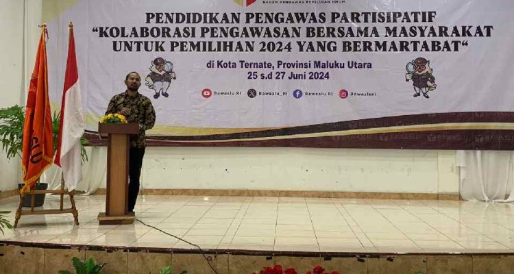 KORDINATOR divisi (Koordinator) Pencegahan, Partisipasi Masyarakat dan Humas Bawaslu Maluku Utara (Malut), Rusly Saraha