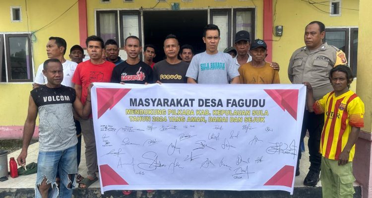 KEPALA Desa Fagudu Ali Duwila dan warga gelar baksos dan kampanye pilkada damai, Jumat (20/9/2024)