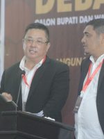 PASLON nomor urut 3, HT-MANIS saat tampil pada debat publik pertama calon bupati dan wakil bupati kabupaten kepulauan sula (Kepsul), Selasa (5/11/2024)