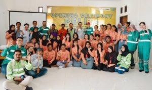 SEBANYAK 30 peserta dari Desa Kawasi dan Desa Soligi terdaftar mengikuti program vokasi Bahasa Mandarin yang diselenggarakan oleh Harita Nickel.