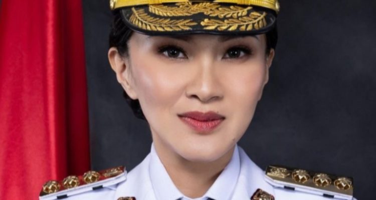 GUBERNUR Maluku Utara, Sherly Tjoanda Laos GUBERNUR Maluku Utara, Sherly Tjoanda Laos