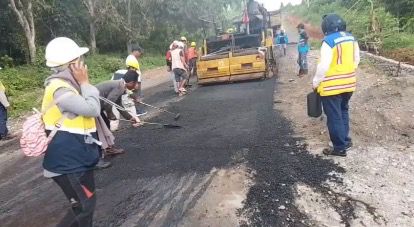 SUASANA pekerjaan proyek oleh PT Intimkara 