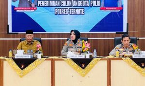WAKIL Wali Kota Ternate, Nasri Abubakar bersama Kapolres dan Wakapolres Ternate, pada acara pembukaan kegiatan Binlat, Senin (9/2/2026)