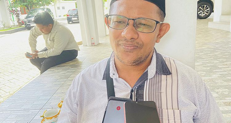 ANGGOTA Komisi II DPRD Kota Ternate Ade Rahmat Lamadihami