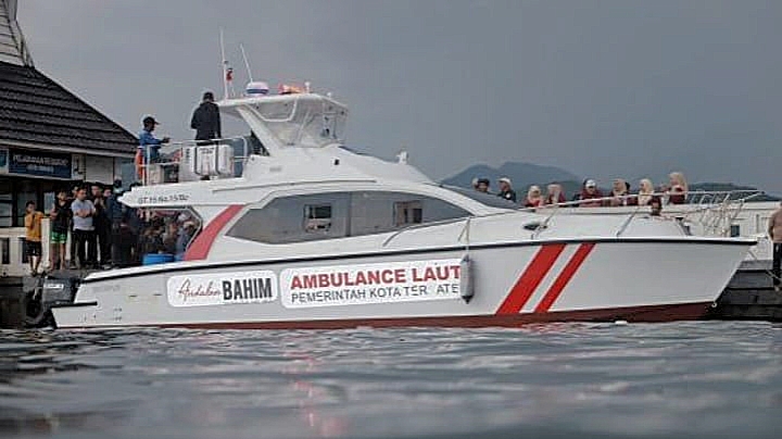 AMBULANCE Laut Milik Pemkot Ternate, untuk melayani pasien dari wilayah Batang Dua, Hiri dan Moti