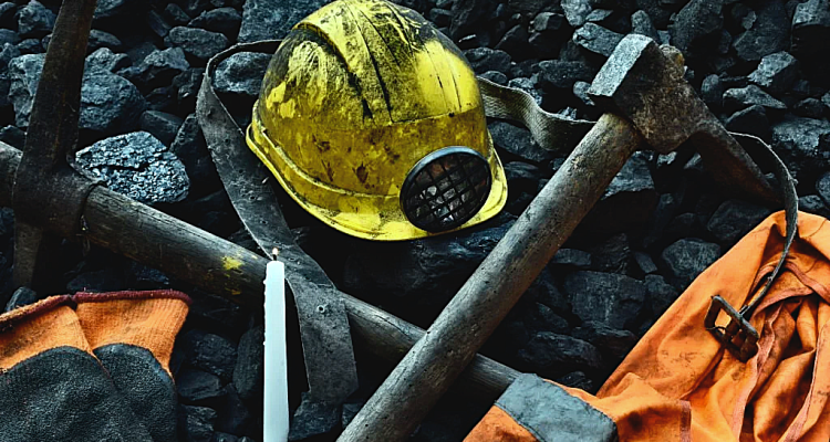 ILUSTRASI alat pekerja tambang