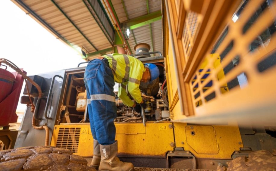 KARYAWAN Harita Nickel