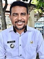 CAMAT Batang Dua, Robby Koloca