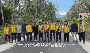 PELAKSANA tugas (Plt) Jalan Nasional (BPJN) Maluku Utara, Abdul Hamid Payapo bersama tim saat meninjau beberapa titik pekerjaan jalan di wilayah Maluku Utara (4/5/2026)