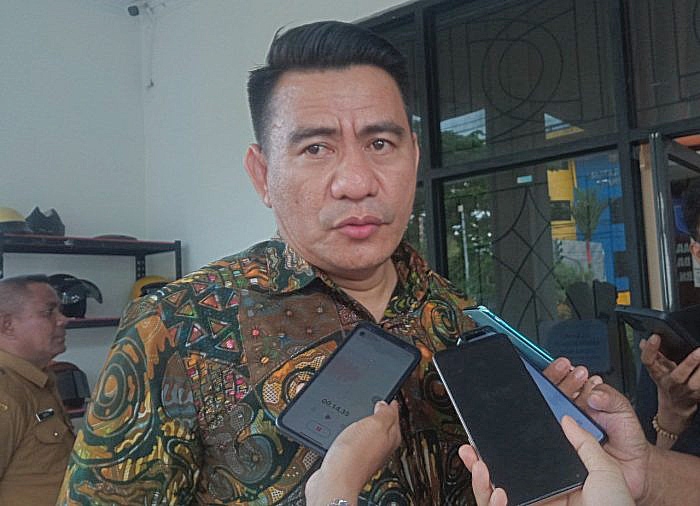 KETUA DPRD Kota Ternate, Rusdi A. Im