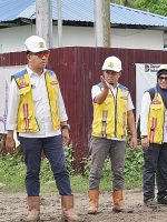 KEPALA BPJN Maluku Utara Abdul Hamid Payapo dan timnya meninjau lokasi akses jalan menuju sekolah rakyat di Halmahera Barat (Halbar), Selasa (19/5/2026). KEPALA BPJN Maluku Utara Abdul Hamid Payapo dan timnya meninjau lokasi akses jalan menuju sekolah rakyat di Halmahera Barat (Halbar), Selasa (19/5/2026).