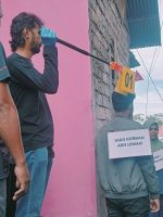 REKONSTRUKSI kasus pembacokan di lingkungan Jan, Kelurahan Tabona Ternate Selatan, Rabu (13/5/2026)