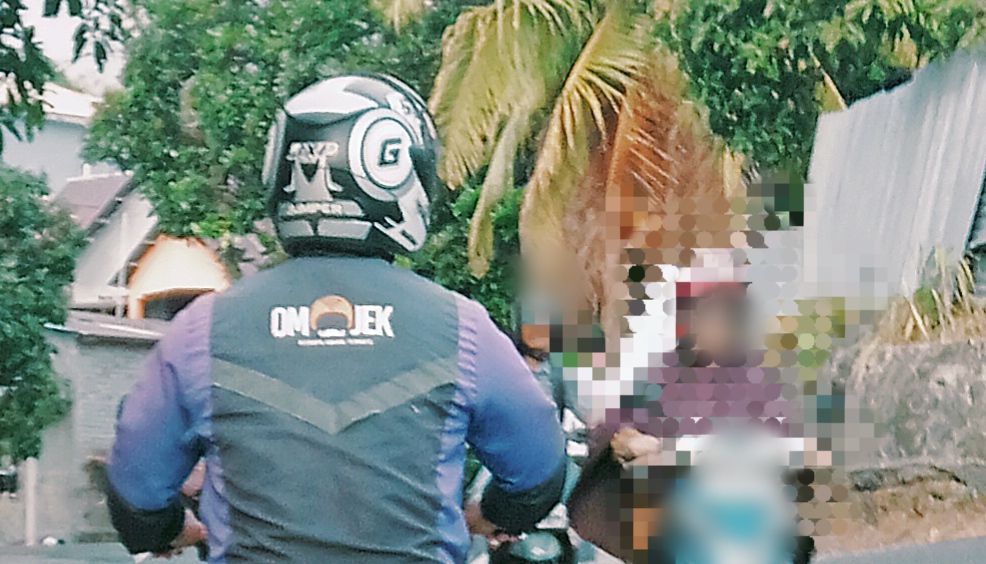JAKET om ojek yang digunakan salah satu pjek