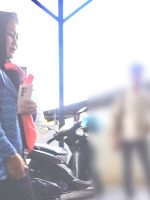 KEPALA biro umum Setdaprov Maluku Utara Suryani Antarani saat tiba di Kantor Ditreskrimsus Polda Malut yang berada di bilangan Kelurahan Maliaro, Kecamatan Ternate Tengah, Kota Ternate, Jumat (11/9/2026) sore