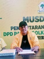 PANITIA Musda Partai Golkar Kota Ternate, DARI KIRI: sekretaris SC Tahara Kalimuda, Ketua panitia Bachtiar Syakir dan anggota bidang materi Nunu.